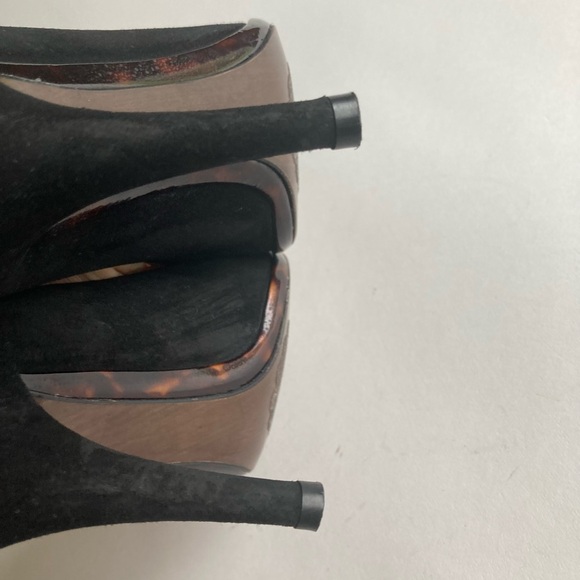 Stuart Weitzman Black Suede Genuine Leather Pumps size 10 - Picture 14 of 15